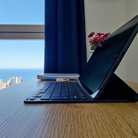 Highrise Apartment With Private Terrace & Sea Views - 34Th Floor Бенидорм Екстериор снимка