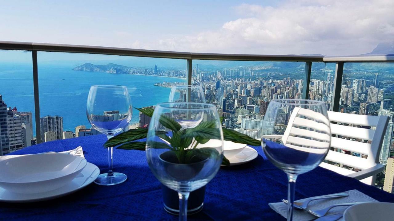 Highrise Apartment With Private Terrace & Sea Views - 34Th Floor Бенидорм Екстериор снимка